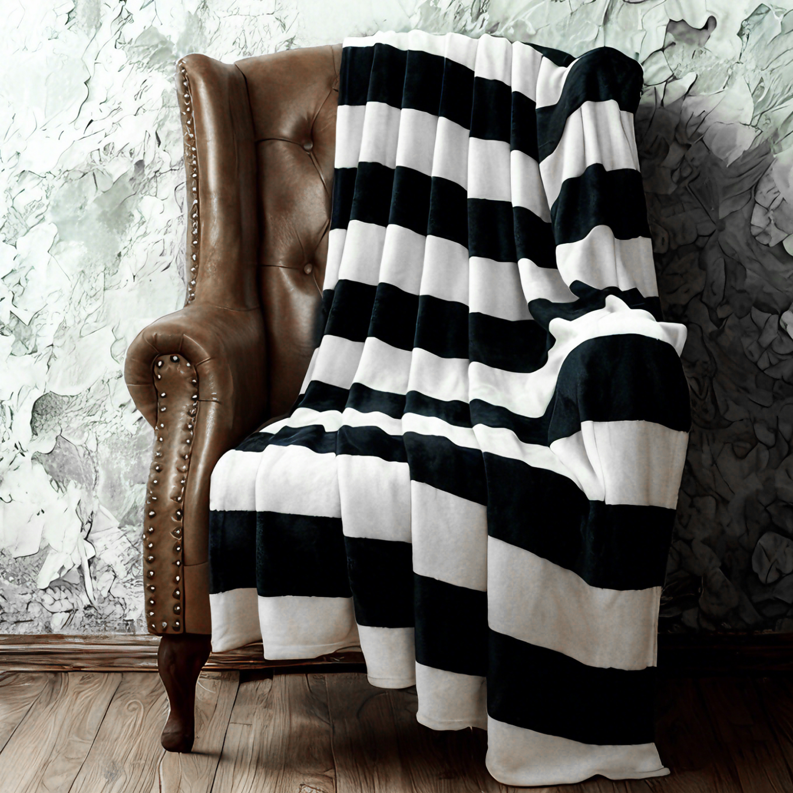 Lorviah Soft Flannel Blanket, Black and White Striped, Twin